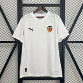25/26 Valencia Home Football kit - Footyb